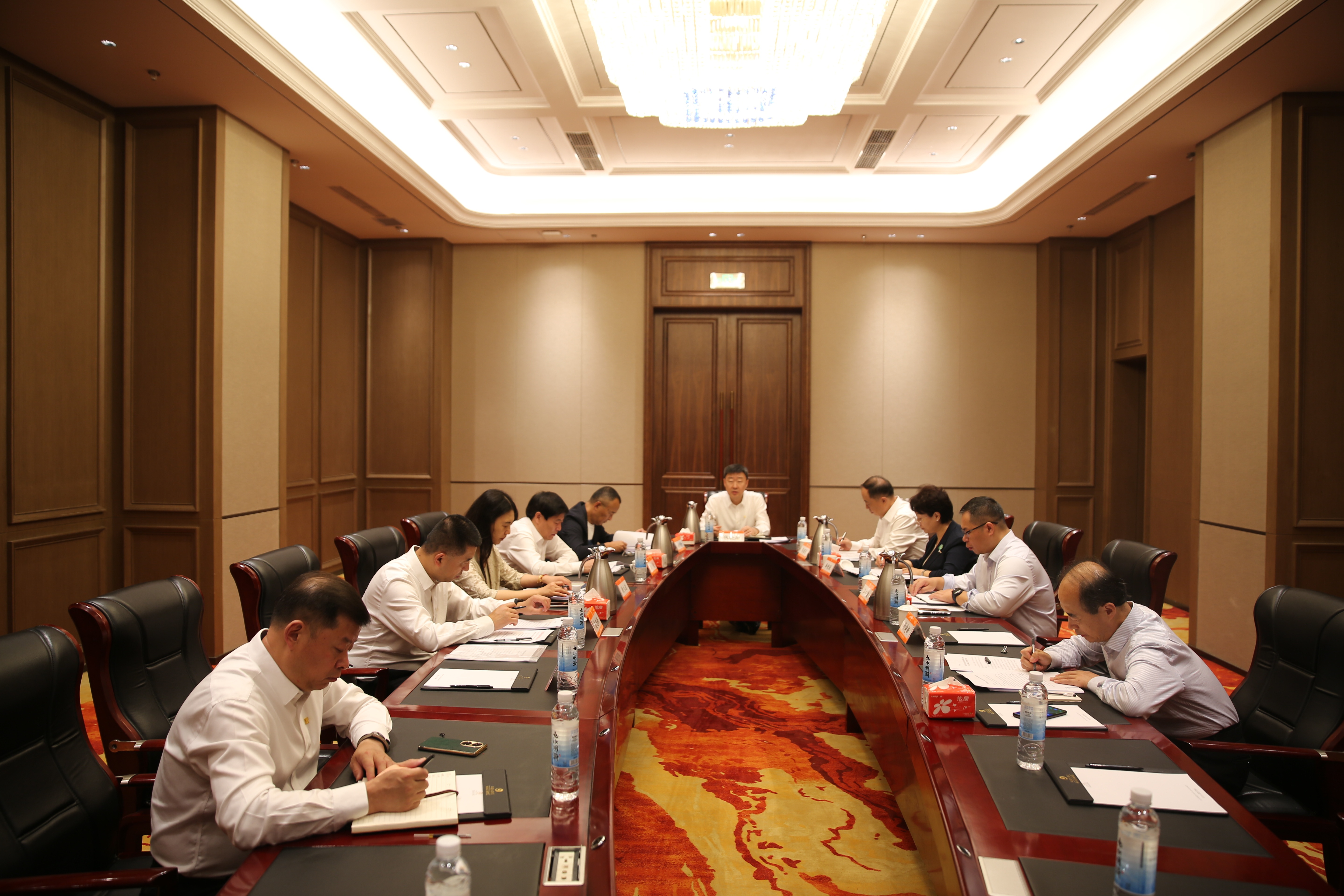 集团党委常委会召开会议 重温习近平总书记重要回信精神 研究有关事项